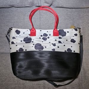 Harveys 101 Dalmatians streamline tote
